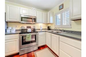 2933 LICHEN LANE, CLEARWATER, FL 33760 - MLS#MFRTB8438337