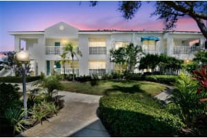 318 108th St W #106, BRADENTON