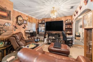 2203 HOLLOMAN ROAD, PLANT CITY, FL 33567 - MLS#MFRTB8438479