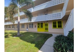 4915 BAY STREET, ST PETERSBURG, FL 33703 - MLS#MFRTB8438505