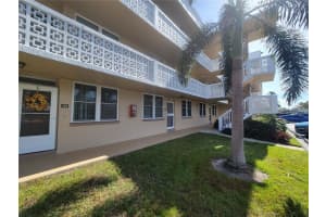 4915 BAY STREET, ST PETERSBURG, FL 33703 - MLS#MFRTB8438505