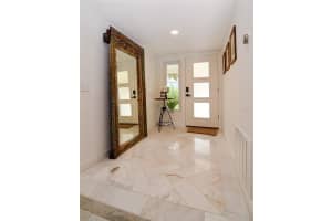 6946 BOUGAINVILLA AVENUE, ST PETERSBURG, FL 33707 - MLS#MFRTB8438518