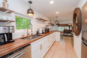 6946 BOUGAINVILLA AVENUE, ST PETERSBURG, FL 33707 - MLS#MFRTB8438518