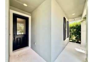 5216 SUNCATCHER DRIVE, WESLEY CHAPEL, FL 33545 - MLS#MFRTB8438526