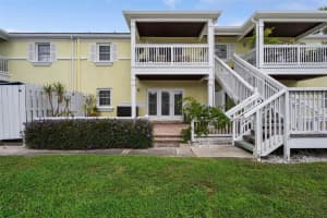 5174 BEACH DRIVE, ST PETERSBURG, FL 33705 - MLS#MFRTB8438550