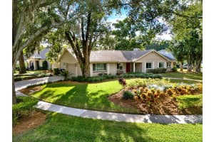11724 PHOENIX CIRCLE, TAMPA, FL 33618 - MLS#MFRTB8438569