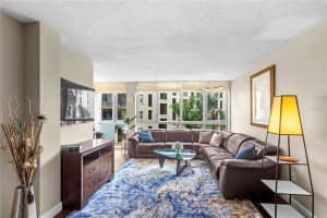 470 3RD STREET, ST PETERSBURG, FL 33701 - MLS#MFRTB8438583