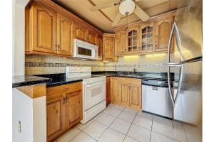 379 MCMULLEN BOOTH ROAD, CLEARWATER, FL 33759 - MLS#MFRTB8438622