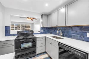 6960 20TH AVENUE, ST PETERSBURG, FL 33710 - MLS#MFRTB8438690