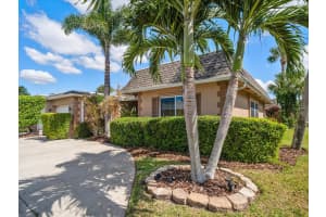 6563 GRAND BAHAMA DRIVE, SEMINOLE, FL 33777 - MLS#MFRTB8438691
