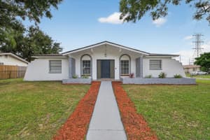 8609 FISH LAKE ROAD, TAMPA, FL 33619 - MLS#MFRTB8438732