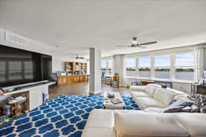 5200 BRITTANY DRIVE, ST PETERSBURG, FL 33715 - MLS#MFRTB8438735