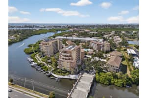 5531 CANNES CIRCLE, SARASOTA, FL 34231 - MLS#MFRTB8438752