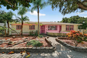 2421 STUART ST, TAMPA, FL 33605 - MLS#MFRTB8438781