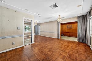 2421 STUART ST, TAMPA, FL 33605 - MLS#MFRTB8438781