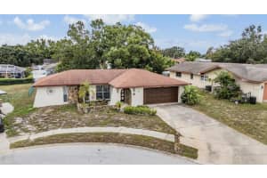 7032 FERNLEAF COURT, PORT RICHEY, FL 34668 - MLS#MFRTB8438877