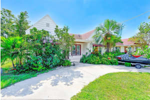 519 11TH AVENUE, LARGO, FL 33770 - MLS#MFRTB8438905