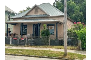 2730 W Main St, TAMPA
