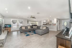 945 SHAWNA SHORES, HAINES CITY, FL 33844 - MLS#MFRTB8438930