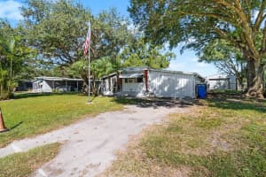 105 DOMINO DRIVE, RUSKIN, FL 33570 - MLS#MFRTB8438941