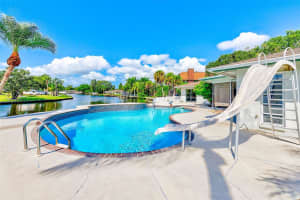 2441 ROBERTA LANE, CLEARWATER, FL 33764 - MLS#MFRTB8438950