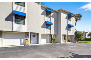 745 PINELLAS BAYWAY S #302, TIERRA VERDE, FL 33715 - MLS#MFRTB8438971