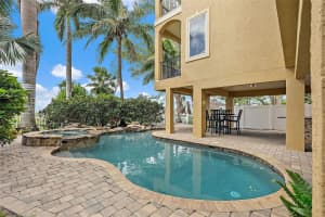 10048 GULF BOULEVARD, TREASURE ISLAND, FL 33706 - MLS#MFRTB8438987