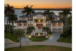 6199 54TH STREET, ST PETERSBURG, FL 33715 - MLS#MFRTB8439000