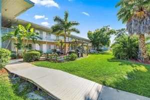 379 47TH AVENUE, ST PETERSBURG, FL 33703 - MLS#MFRTB8439030