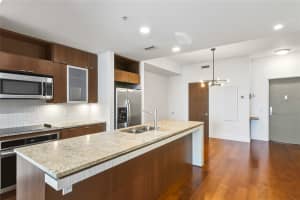 912 CHANNELSIDE DRIVE, TAMPA, FL 33602 - MLS#MFRTB8439129