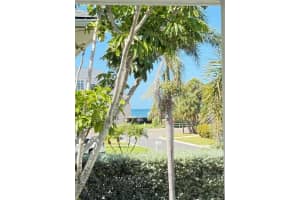 110 9TH STREET, BELLEAIR BEACH, FL 33786 Sold 10/28/25