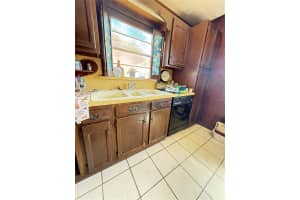 110 9TH STREET, BELLEAIR BEACH, FL 33786 Sold 10/28/25