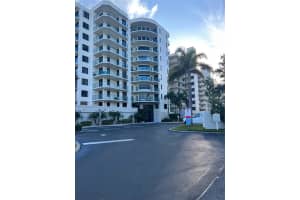 670 ISLAND WAY, CLEARWATER BEACH, FL 33767 - MLS#MFRTB8439333