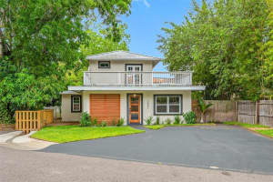 2851 W Bay Ave, TAMPA