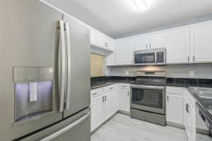 208 DRAGONS FIRE PLACE, VALRICO, FL 33594 - MLS#MFRTB8439370