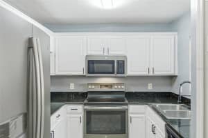 208 DRAGONS FIRE PLACE, VALRICO, FL 33594 - MLS#MFRTB8439370