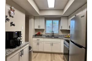 3650 LAKE BAYSHORE DRIVE, BRADENTON, FL 34205 - MLS#MFRTB8439381