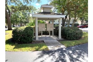 5100 BURCHETTE ROAD, TAMPA, FL 33647 - MLS#MFRTB8439467