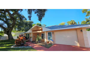 777 35TH AVENUE, ST PETERSBURG, FL 33705 - MLS#MFRTB8439472