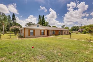 920 LAKEVIEW DRIVE, WIMAUMA, FL 33598 - MLS#MFRTB8439507