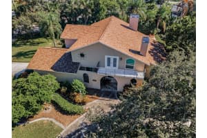 2275 KINGS POINT DRIVE, LARGO, FL 33774 - MLS#MFRTB8439529