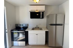 4605 HUBERT AVENUE, TAMPA, FL 33614 - MLS#MFRTB8439546