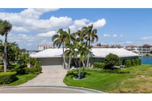 4913 58TH AVENUE, ST PETERSBURG, FL 33715 - MLS#MFRTB8439549