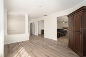 10910 CARROLLWOOD DRIVE, TAMPA, FL 33618 - MLS#MFRTB8439605