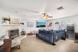 162 LINCOLN CIRCLE, ST PETERSBURG, FL 33703 - MLS#MFRTB8439643