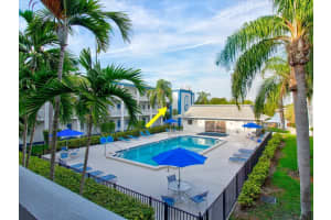 350 79TH AVENUE, ST PETERSBURG, FL 33702 - MLS#MFRTB8439660