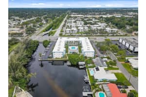 350 79TH AVENUE, ST PETERSBURG, FL 33702 - MLS#MFRTB8439660