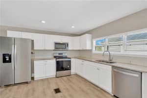 9901 46TH STREET, TAMPA, FL 33617 - MLS#MFRTB8439683