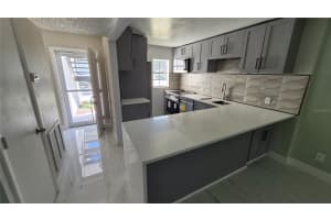 3815 N OAK DR #G11, TAMPA, FL 33611 - MLS#MFRTB8439692