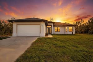 2002 E 10th St, LEHIGH ACRES